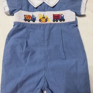 Anavini Gingham Baby Romper with Construction Vehicles